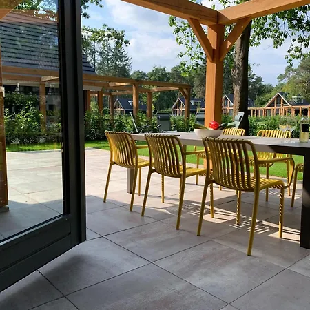 In With Garden, Cleaning Included Holiday home